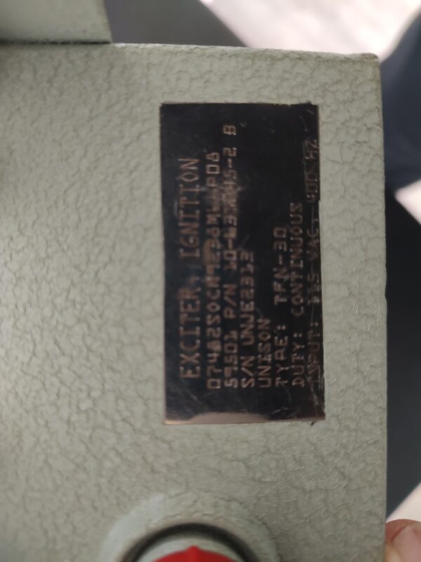 10-631045-2B - Image 3